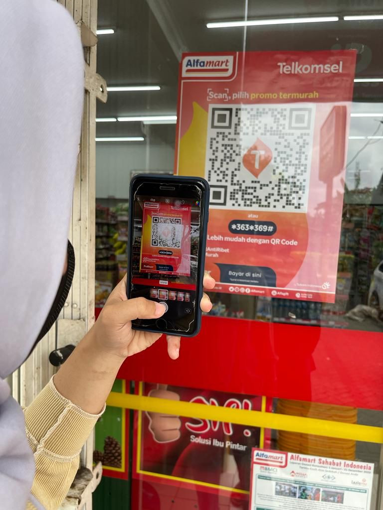 Keuntungan isi pulsa Telkomsel Prabayar pakai scan QR code